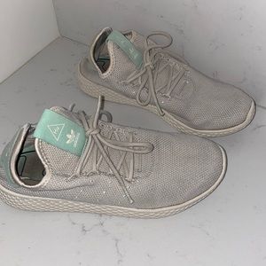 Woman’s Adidas Originals Pharrell Williams Tennis sneakers. Size 7.5.